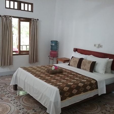 גילי מנו Putri Homestay מראה חיצוני תמונה