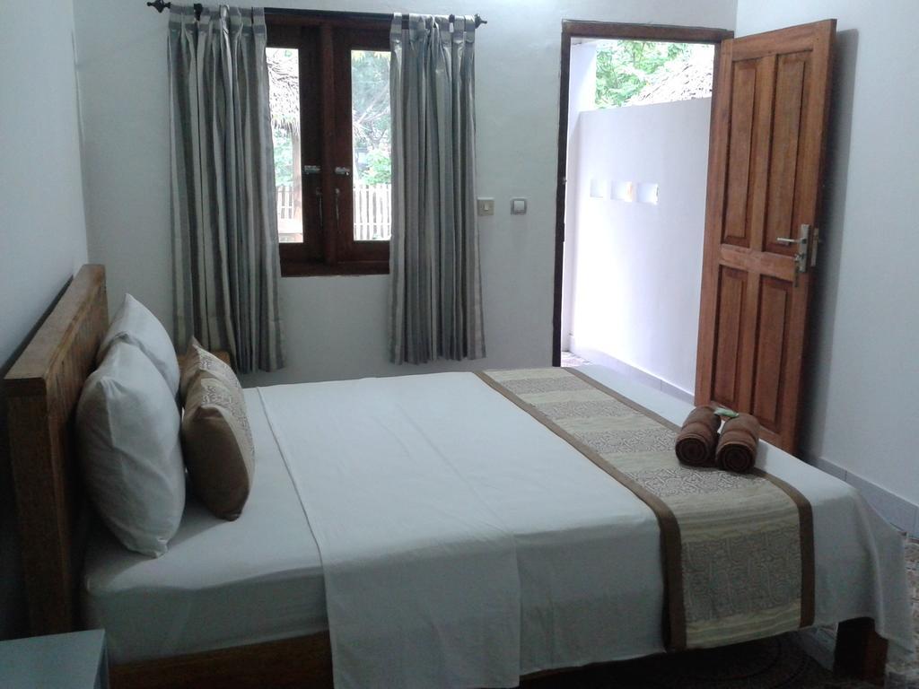 גילי מנו Putri Homestay מראה חיצוני תמונה