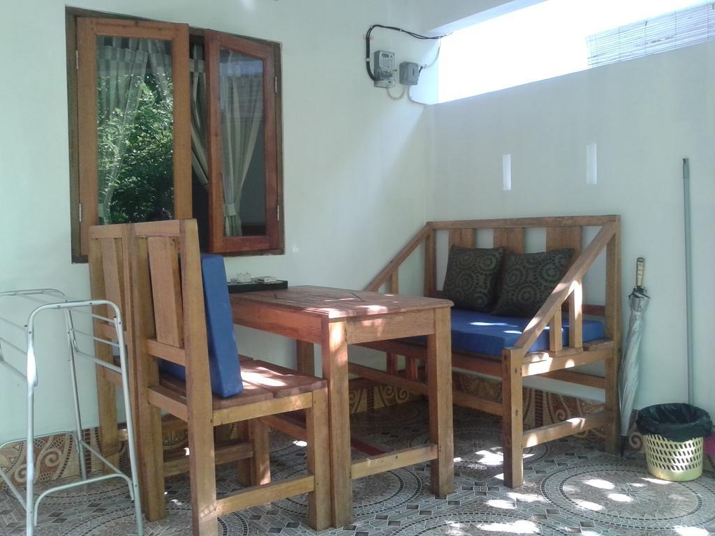 גילי מנו Putri Homestay מראה חיצוני תמונה