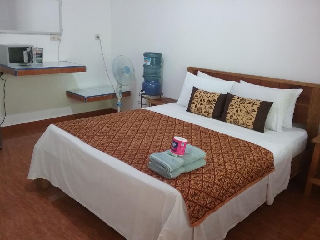 גילי מנו Putri Homestay מראה חיצוני תמונה