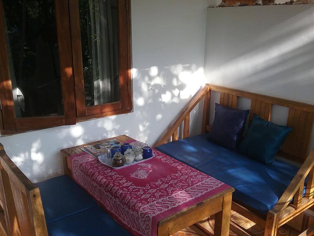 גילי מנו Putri Homestay מראה חיצוני תמונה