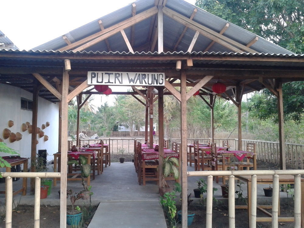 גילי מנו Putri Homestay מראה חיצוני תמונה